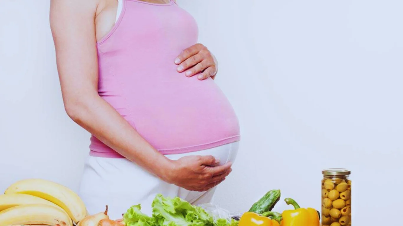 تغذية المرأة الحامل:فوائد التغذية الصحية للمرأة أثناء فترة الحمل