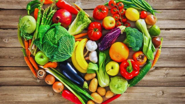 ما هو الغذاء الصحي، وكيفية اتباع جدول غذائي صحي متكامل