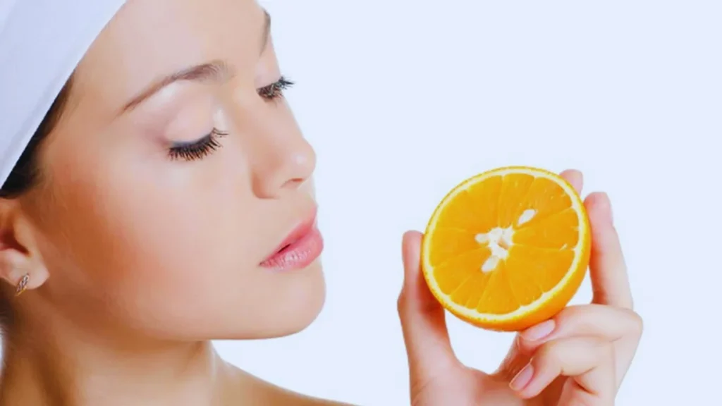 فوائد البرتقال للبشرة: الترطيب والتفتيح وغيرها