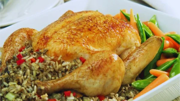 وصفات طبخ: طريقة عمل الدجاج المحشى في الفرن